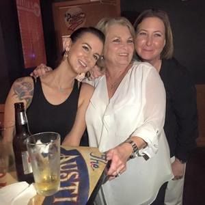 Meet your Posher, Kendra