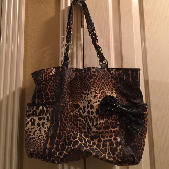 Jessica Simpson handbag
