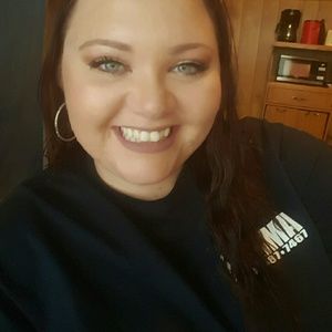 Meet your Posher, Lindsey