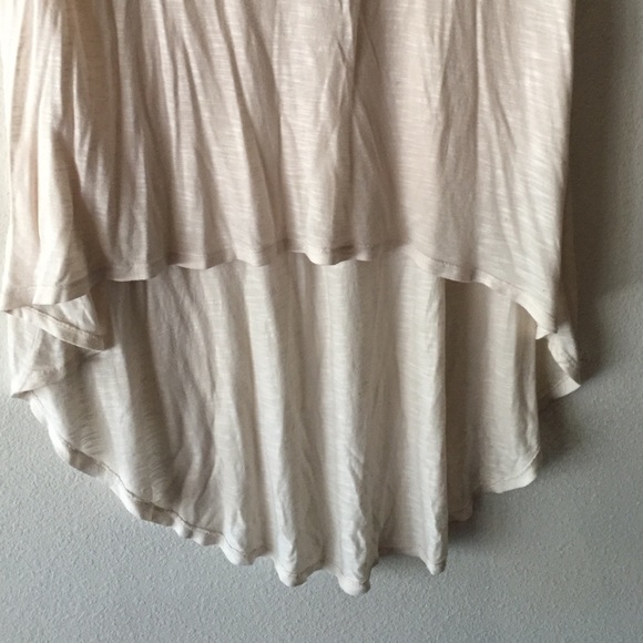 LF Hi Lo T-Shirt 😊 - Picture 2 of 3