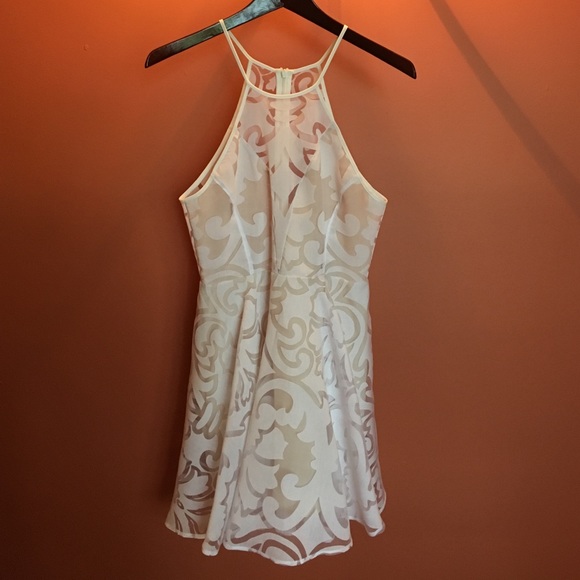 keepsake Dresses & Skirts - Keepsake White lined dress