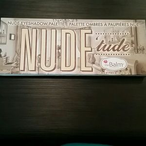 The Balm Nude tude eyeshadow palette