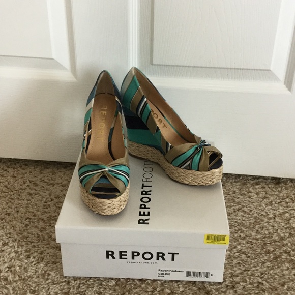 Report platform shoes. Gorgeous on! - Picture 1 of 3
