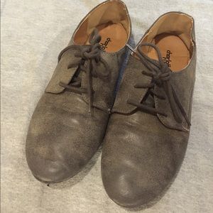 Charcoal grey Charlotte Russe Oxford flats