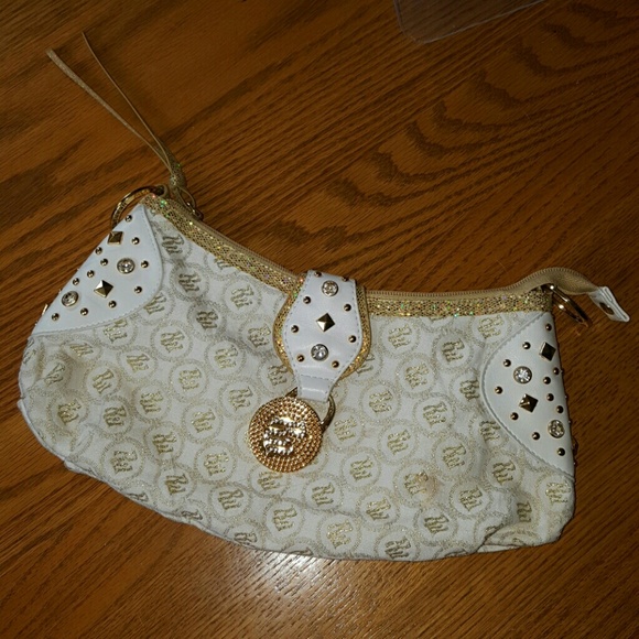 ROCA WEAR CLUTCH