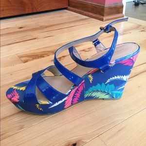 Tommy Hilfiger Floral Wedges Size 9.5