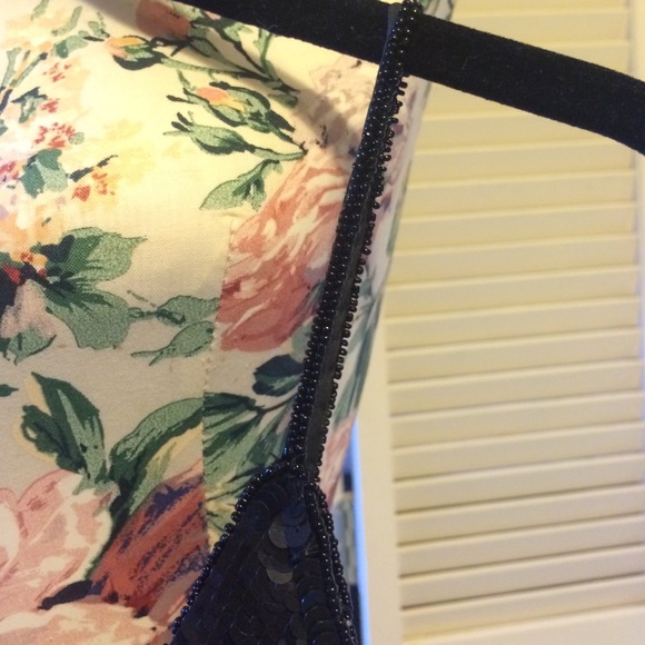 ✨black sequin tank✨ - Picture 3 of 4