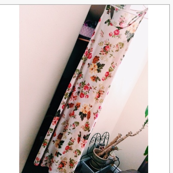 Long summer floral dress 💐