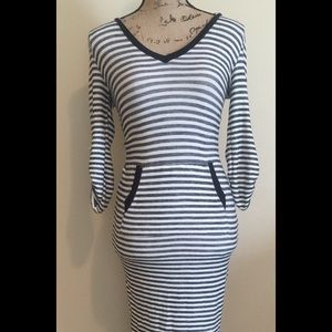 Comfy dress by monteau Los Angeles