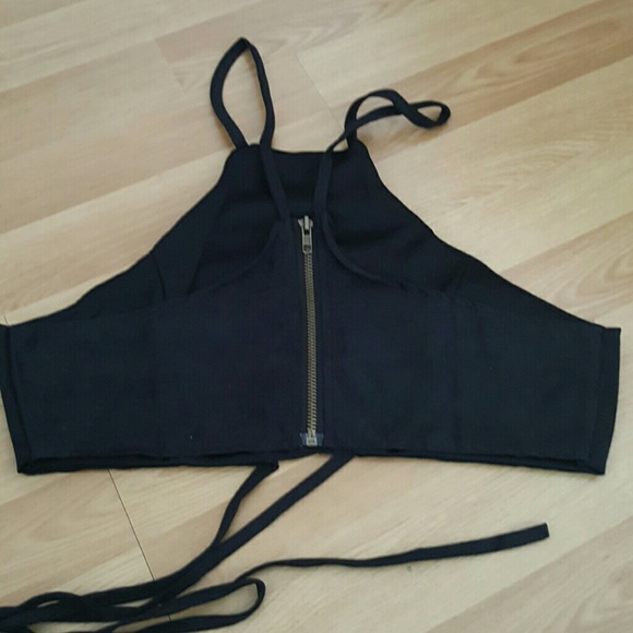 Faux Suede Crop Top - Picture 4 of 4