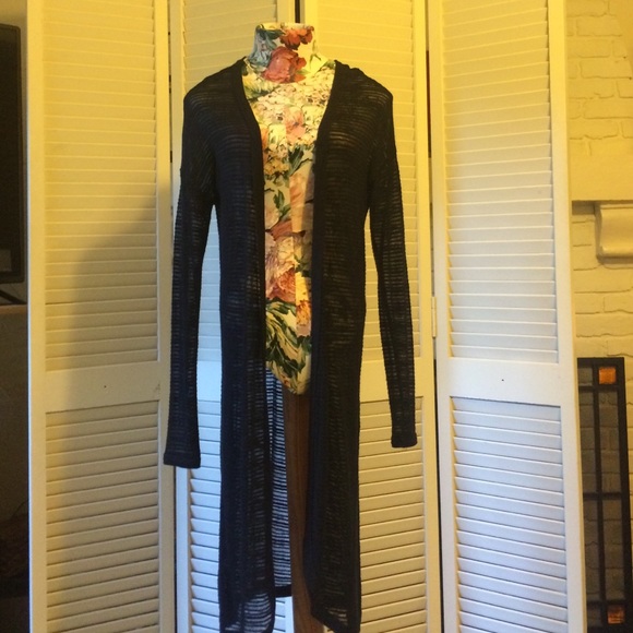 Long, lightweight "sweater" - Picture 1 of 3