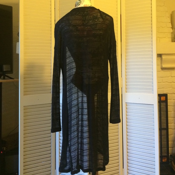 Long, lightweight "sweater" - Picture 3 of 3