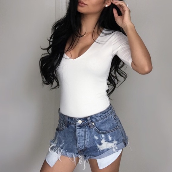 "Yellow Mid Sleeve Bodysuit" - Picture 2 of 3