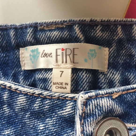 Half Aztec Half Vintage Look Cutoff Shorts - Picture 2 of 2