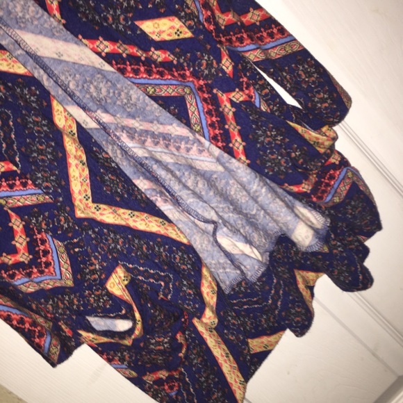 Aztec Cardigan - Picture 3 of 3