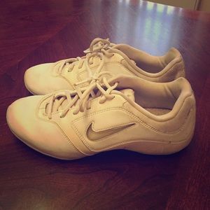 Nike sneakers all white