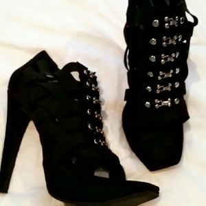 Jessica Simpson Heels