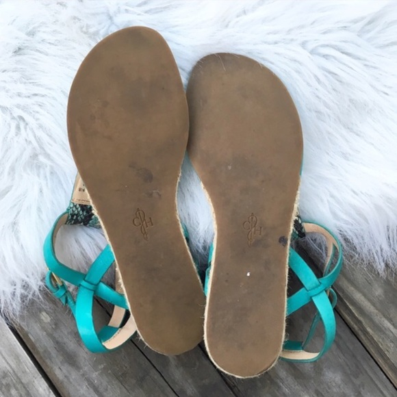 🔴Sold in bundle| Cole Haan snakeprint sandals - Picture 4 of 4