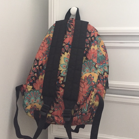 Backpack - Picture 2 of 2