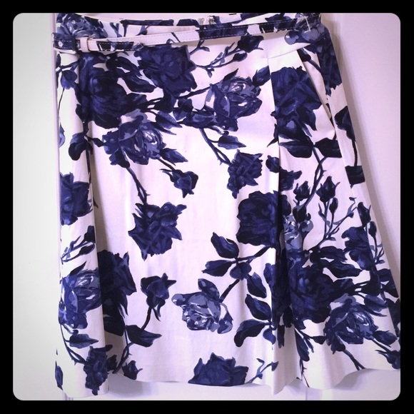 Beautiful spring/summer floral skirt!
