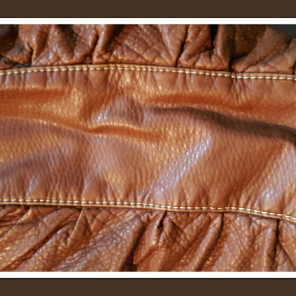 SALE ♨💣♨RED BY MARC ECHO HOBO HANDBAG - Picture 4 of 4