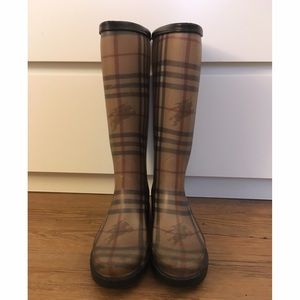 Burberry rain boots