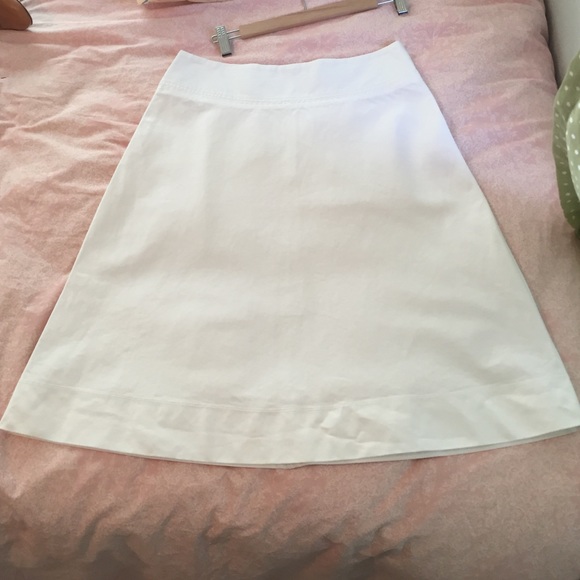 Trina Turk white a line skirt