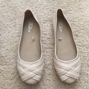 Ballet flats