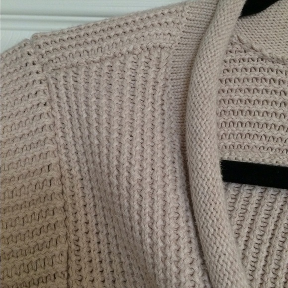 Knit Shawl. - Picture 2 of 2