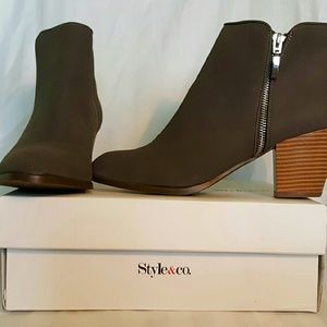 Style & Co. Jamila Ankle Boots Size 10- Gray *NEW*