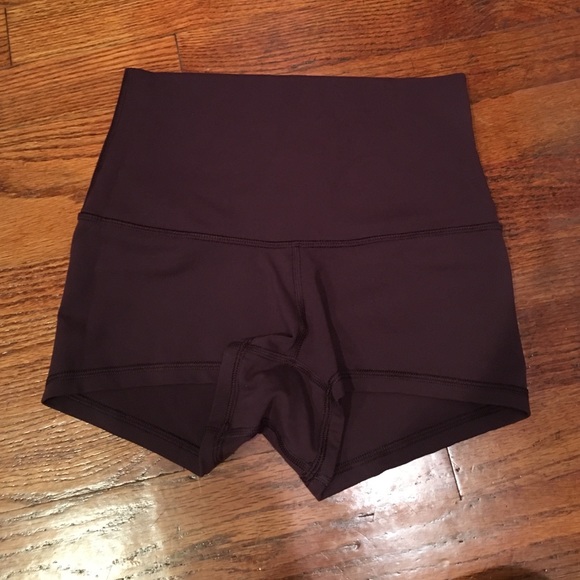Lulu lemon roll down boogie short