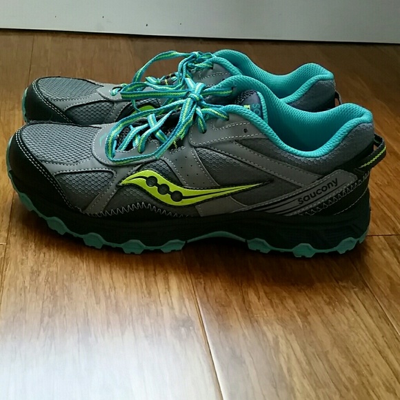 Saucony running sneakers