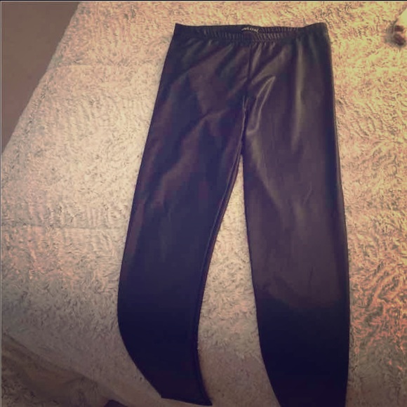 Wet seal leather leggings - Picture 1 of 1