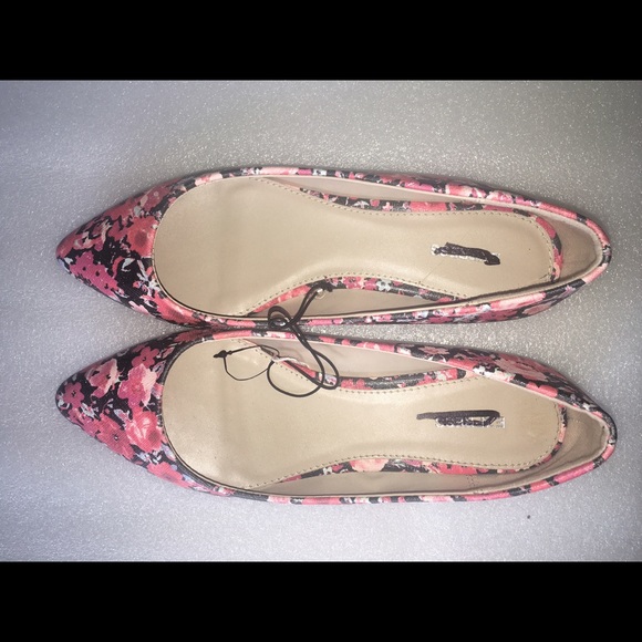 Express Floral Flats