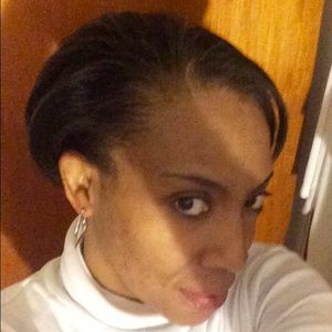 Meet your Posher, Carolyn