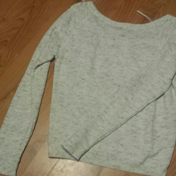 American Eagle Medium sweater ! - Picture 3 of 3