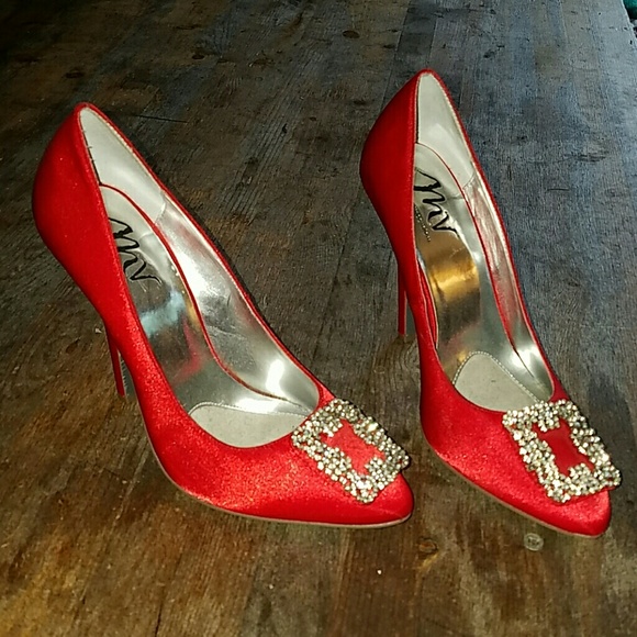 Satin pumps with crystal embellishment