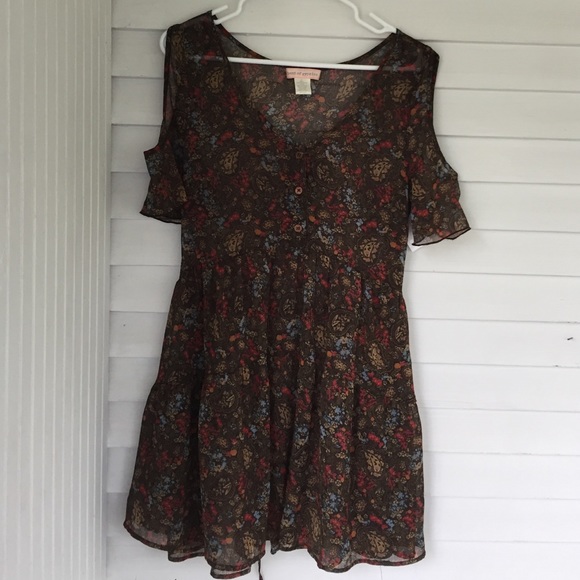 Band of Gypsies Cut Out Shoulder Top