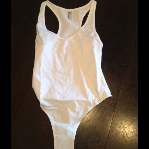 American  Apparel V neck bodysuit racer tank ! - Picture 2 of 4
