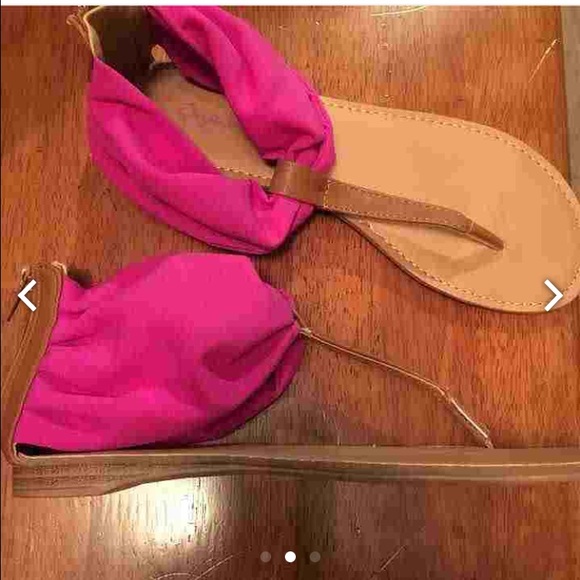 Sandals - Picture 3 of 3