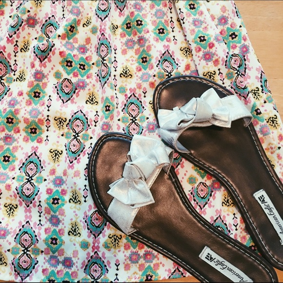 Silver Bow Sandals 🎀