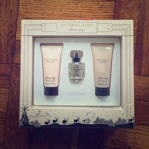 Victoria's Secret forever sexy