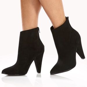 Forever 21 Black Faux Suede Booties
