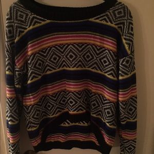 Zigzag knitted sweater