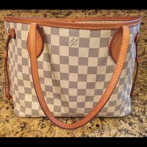 Louis Vuitton Neverfull PM ****SALE**** AUTHENTIC