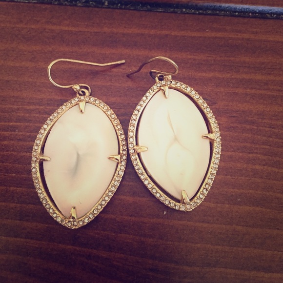 Stella & Dot Fiona Earrings