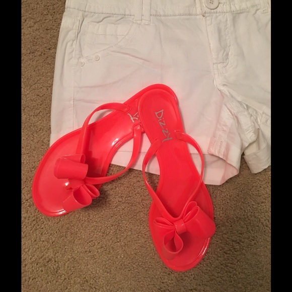 Hot Pink jelly flip flop / sandals with bow