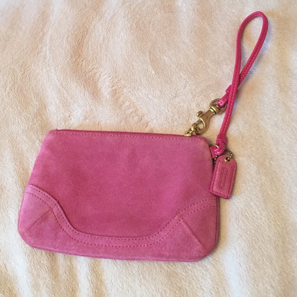 ❌SOLD❌ Pink Coach Wristlet Authentic - Picture 4 of 4