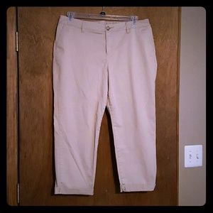 Women's Khaki Ankle Pants Crops ***