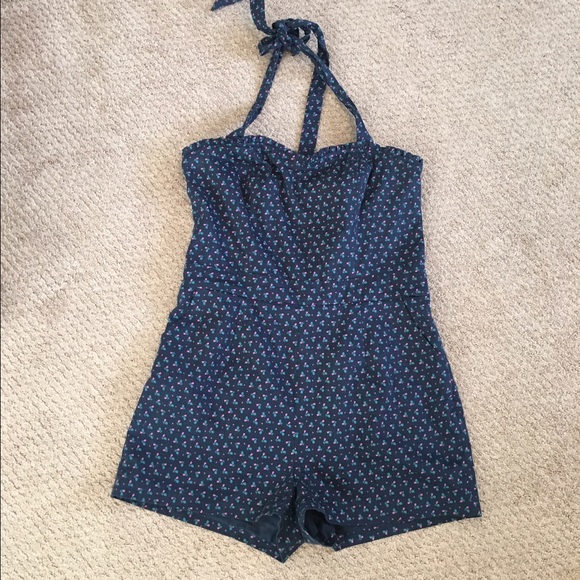 Heritage 1981 Other - Navy floral print romper